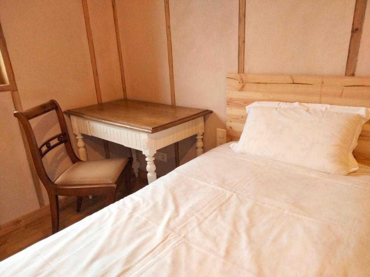 A La Belle Etoile Hotel Mellionnec Ngoại thất bức ảnh